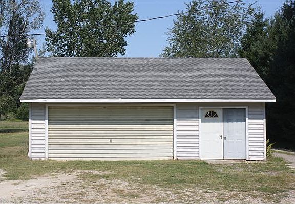 6879 webster, 2888 imlay city 023