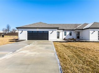 1952 W Glen Ct UNIT 2A, Leavenworth, KS 66048
