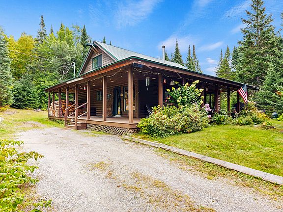 3rd image of 469 Lake Moxie Road