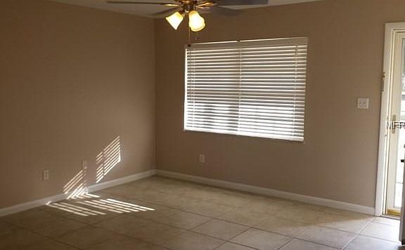 5th image of 2212 Sandalwood Dr