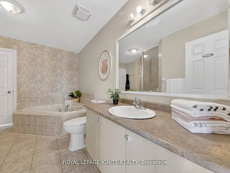 571 Longworth Ave #27 — Photo 25
