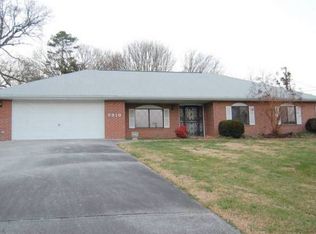 2919 Shropshire Blvd, Powell, TN 37849