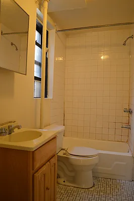 Rented by CoSo Apartments | media 16