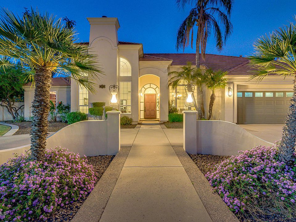 1st image of 4633 E Grove Cir