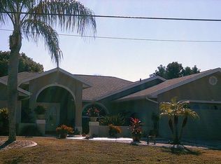 51 Bunker Rd, Rotonda West, FL 33947