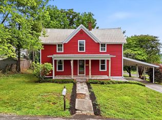 303 Blount St, Athens, TN 37303