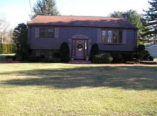 1st image of 125 Brenda Ave