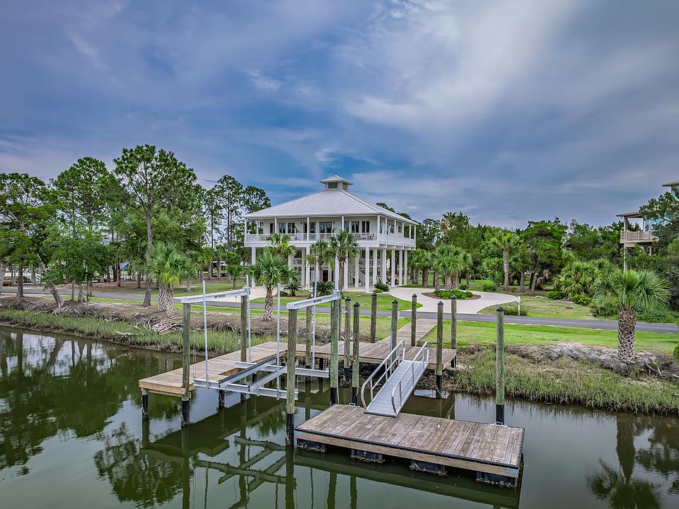 1st image of 123 Cedar Island Way