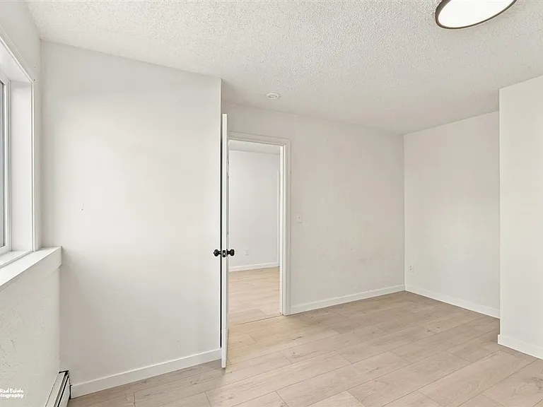 6500 E 10th Ave #1 — Photo 24