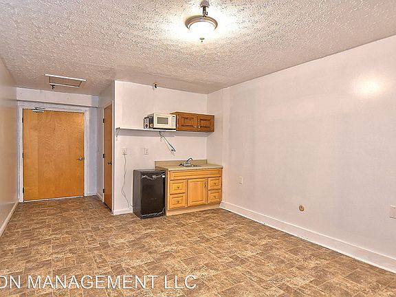 2nd image of 107 N Pike St #30