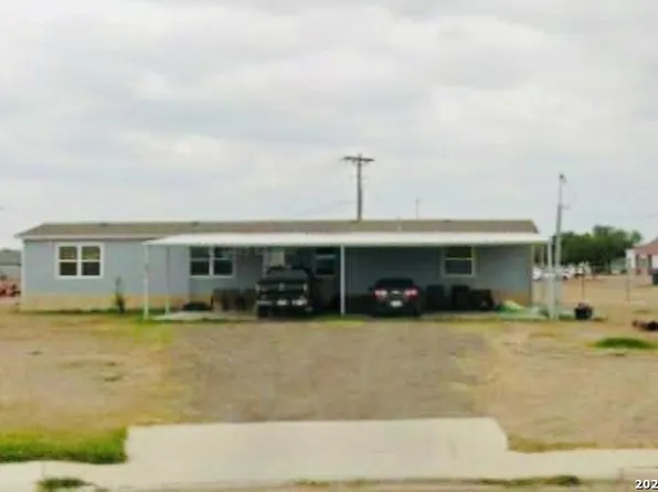 3900 Rancho Clayton Drive, Eagle Pass, TX 78852