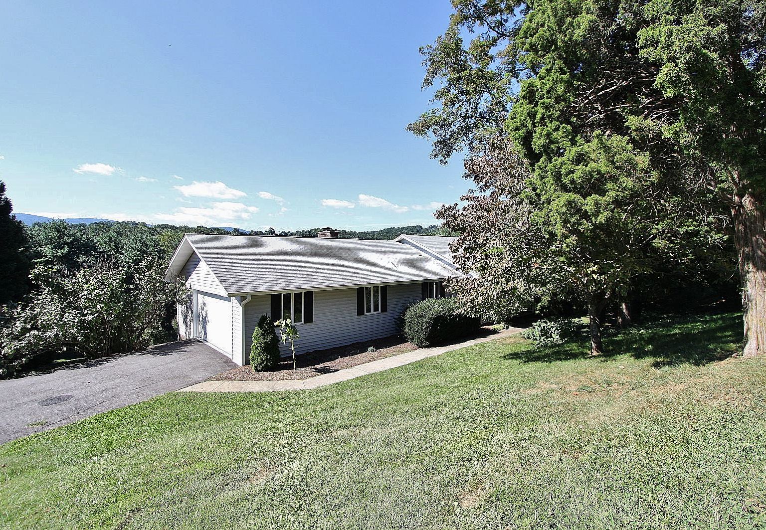 5911 Landview Dr, Roanoke, VA 24018 Zillow