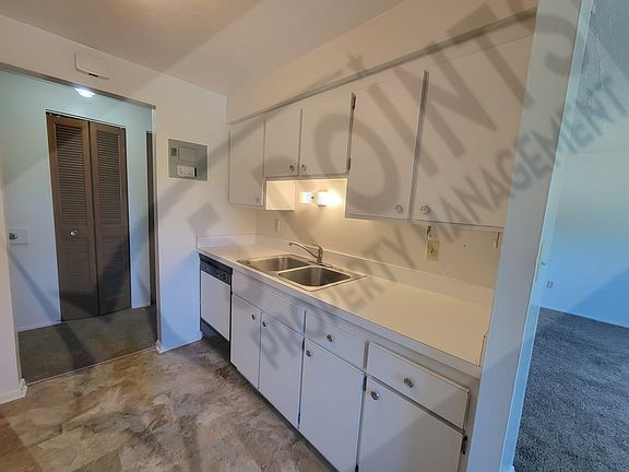 5th image of 24600 Euclid Ave #301