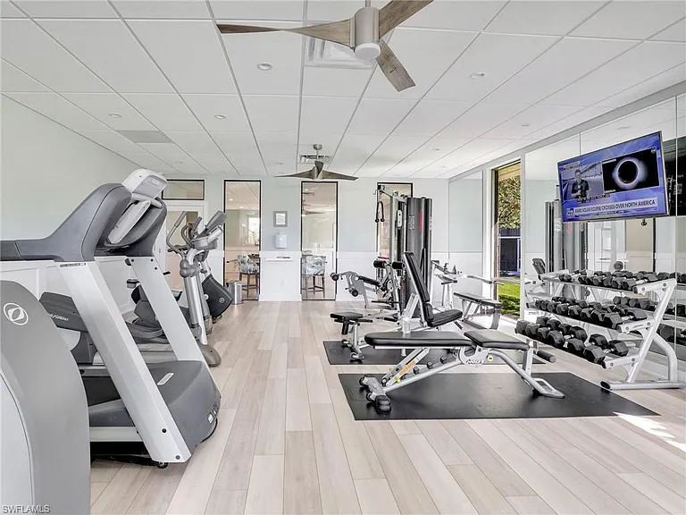 555 Park Shore Dr #B-205 — Photo 40