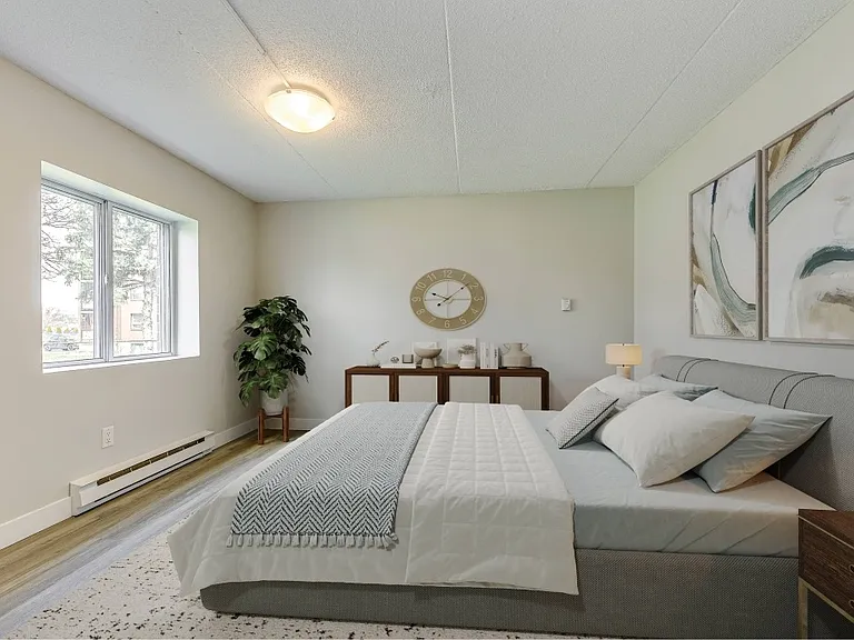 43 Ormond St S #409 — Photo 5