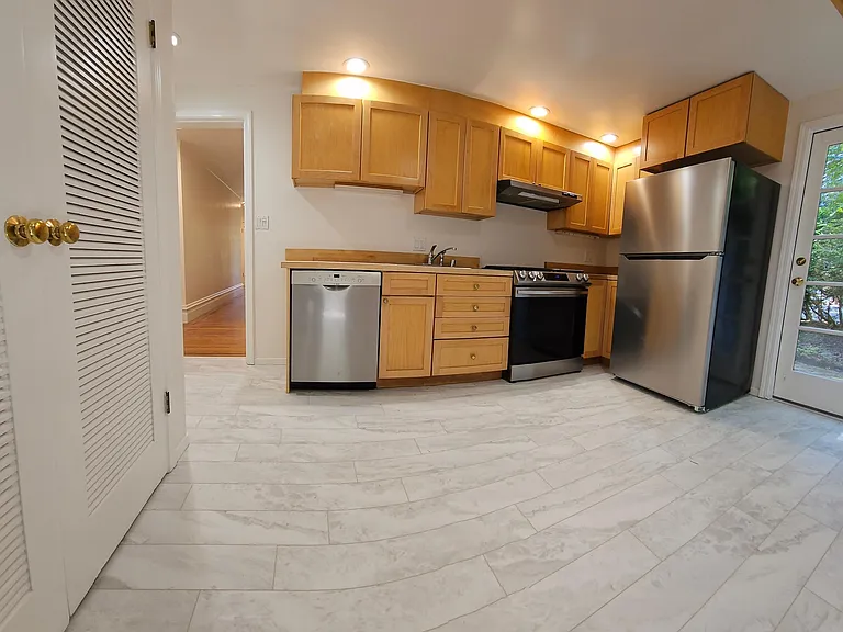 14 Sentinel Ct #2 — Photo 9