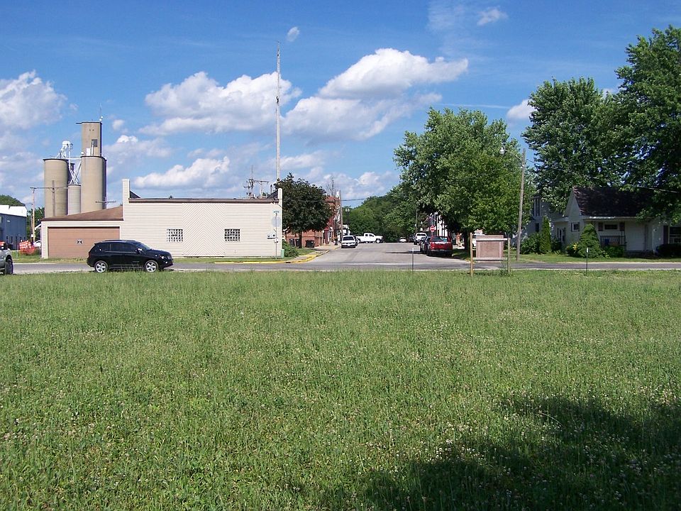 2nd image of 101 N 2nd St