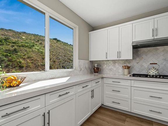 3rd image of 15431 Van Lodensteyn Way