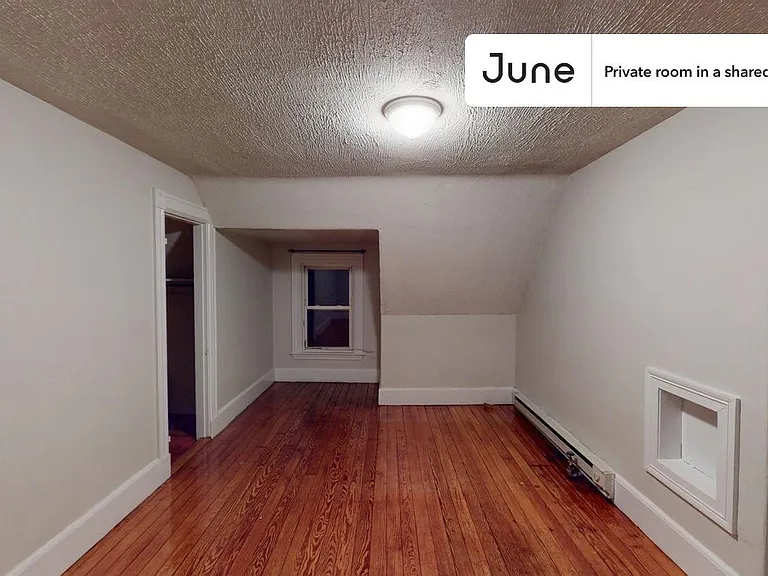 34 Coolidge Rd #F — Photo 2