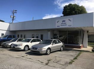 601 N Clinton St, Bloomington, IL 61701