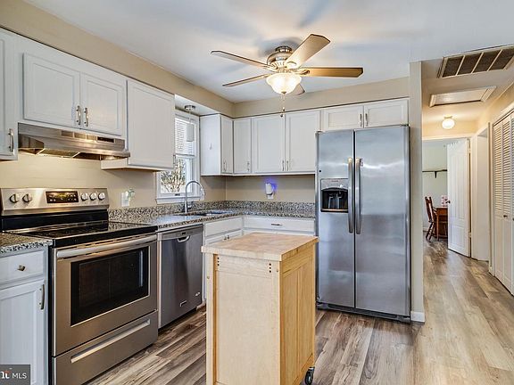 4th image of 12643 Rousby Hall Rd