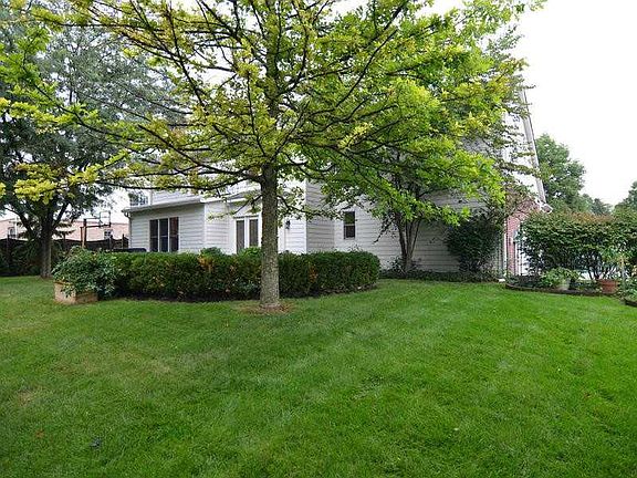 2nd image of 10027 Leeward Blvd