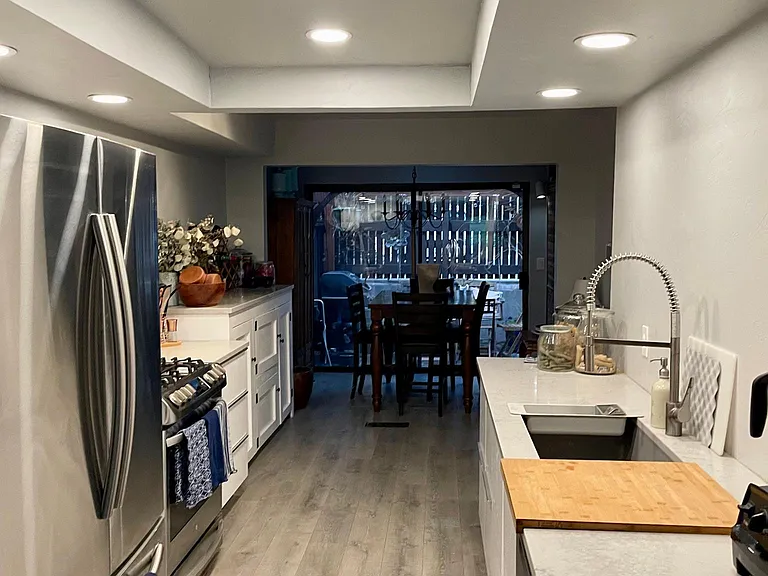 2058 E Michigan Ave — Photo 6