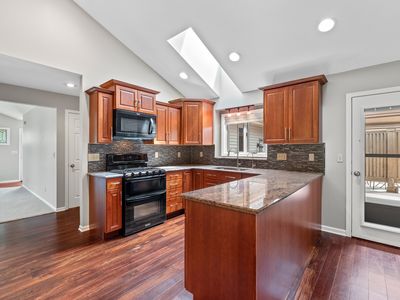 W68N159 Evergreen Blvd, Cedarburg, WI, 53012