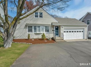 304 Huntington Road, Stratford, CT 06614