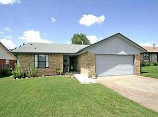 801 Shepherd, Mustang, OK 73064