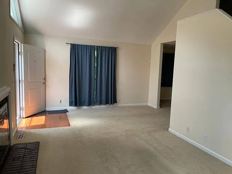 217 Walton Ferry Rd #102 — Photo 4