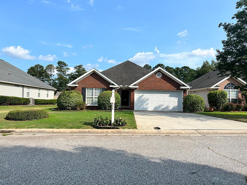 1st image of 597 Bradford Ln