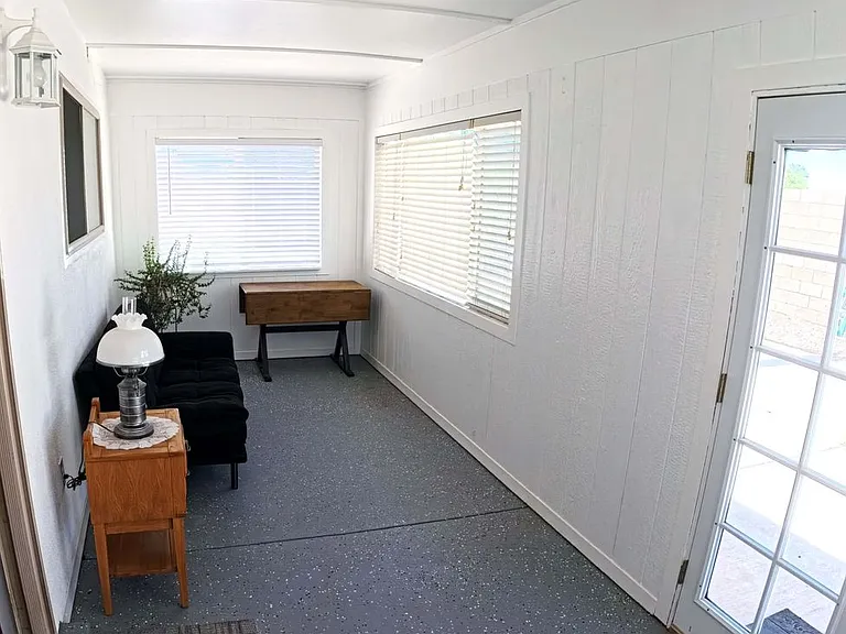 2550 Rosswood Dr SE — Photo 8