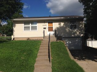 2580 Dove St, Dubuque, IA 52002