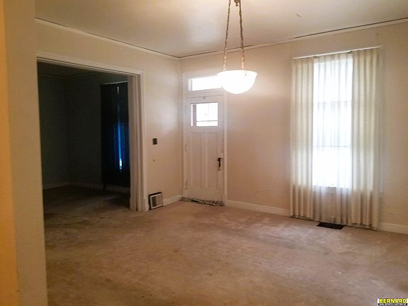 4th image of 1522 I St