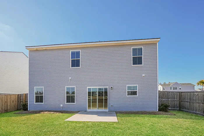 461 Navona Dr — Photo 15