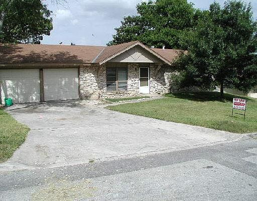 1st image of 12610 MOSS HOLLOW
