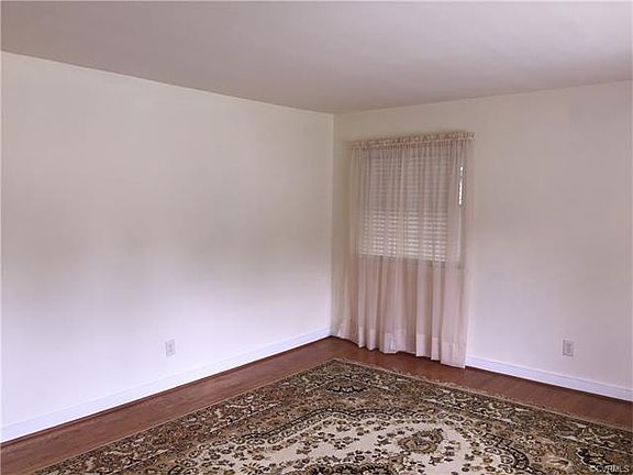5th image of 619 Newkirk Dr