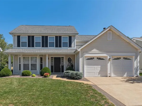 16248 Port Of Nantucket Dr, Grover, MO 63040