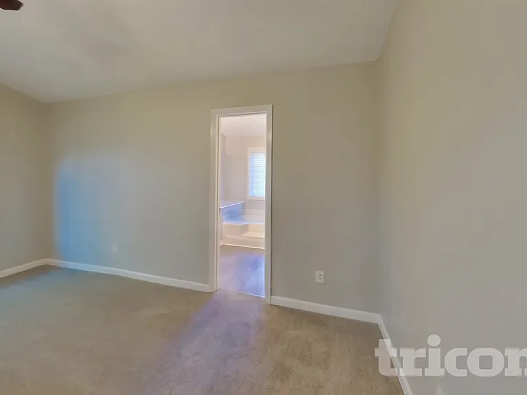 105 Daileys Plantation Dr — Photo 9