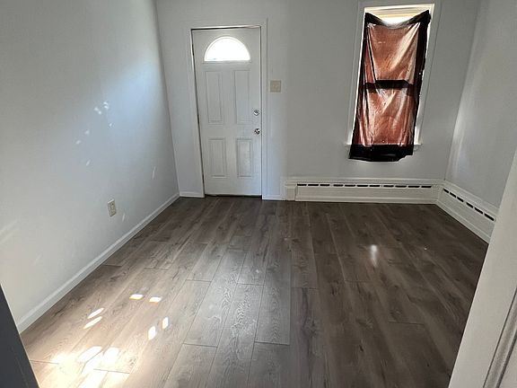 3rd image of 1161 Cotton St