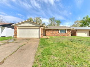 2605 S Redbud Ave, Broken Arrow, OK 74012