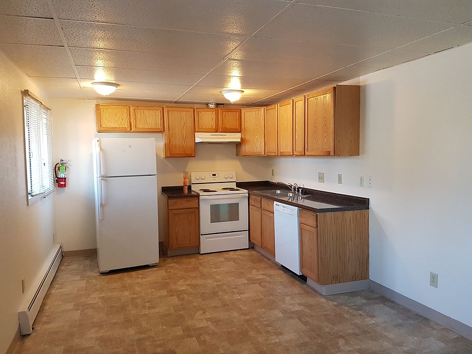 Kitchen with plenty of space for a dining room table.