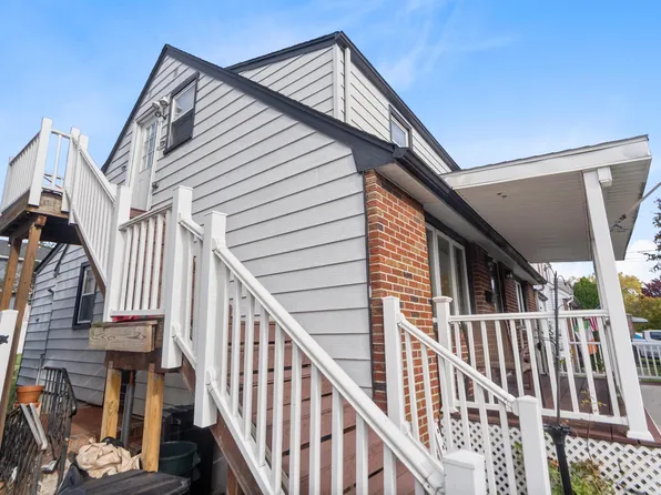 689 2nd Street image 20 of 22