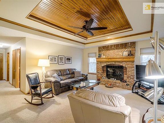 4th image of 2411 SW Morningside Dr