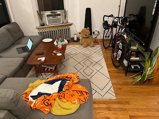 Rented by Keller Williams NYC | media 7