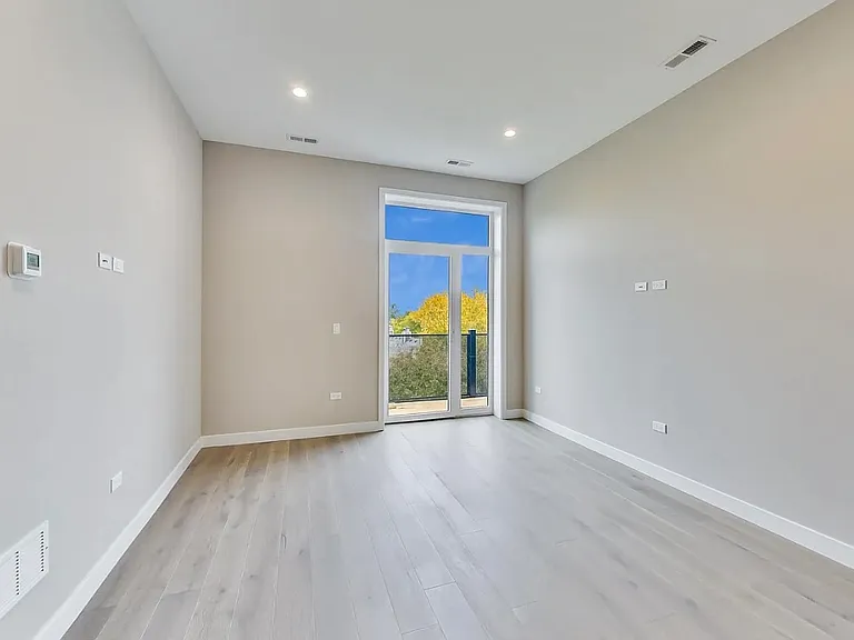 3757 N Sheffield Ave #390 — Photo 6