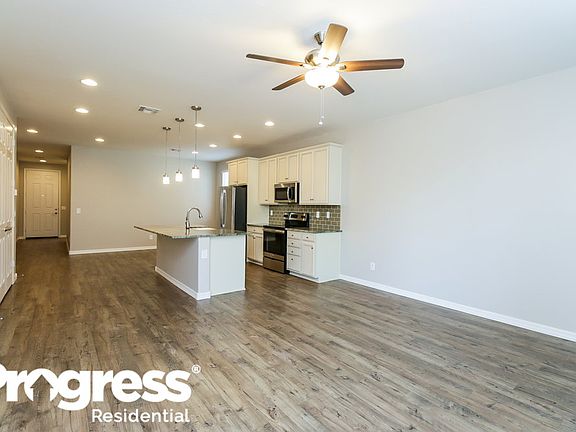 5th image of 7828 E Boise St