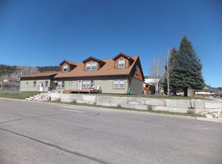 265 Cedar St, Meeker, CO 81641