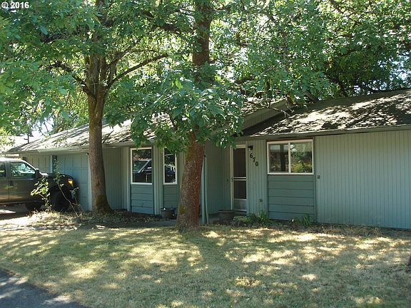 3rd image of 670 NW Linden Ave